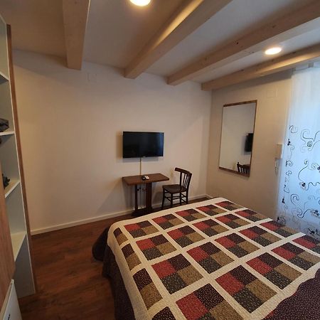 Room Cs קרס מראה חיצוני תמונה